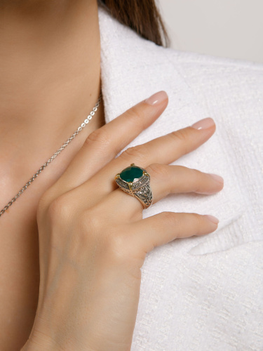 Серебряное кольцо ALEXANDRE VASSILIEV с зеленым агатом, марказитами Swarovski и позолотой