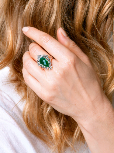 Серебряное кольцо ALEXANDRE VASSILIEV с зеленым агатом и марказитами Swarovski