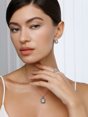 Серебряное кольцо ALEXANDRE VASSILIEV с лунным камнем и марказитами Swarovski