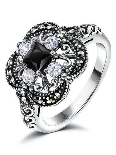 Серебряное кольцо ALEXANDRE VASSILIEV с черной шпинелью, фианитами и марказитами Swarovski