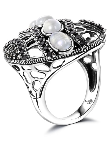 Серебряное кольцо ALEXANDRE VASSILIEV с черной шпинелью, фианитами и марказитами Swarovski