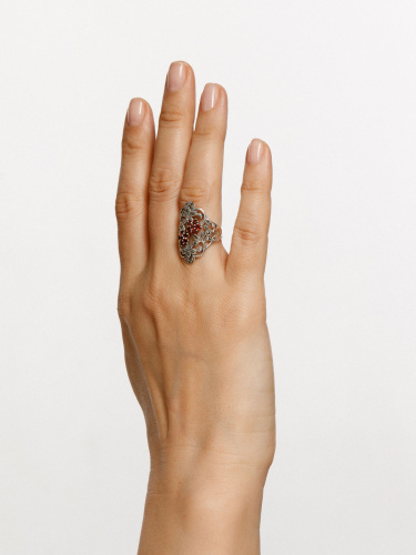 Серебряное кольцо ALEXANDRE VASSILIEV с гранатом и марказитами Swarovski