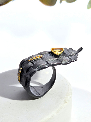 Серебряное кольцо ETERI с цитрином и позолотой
